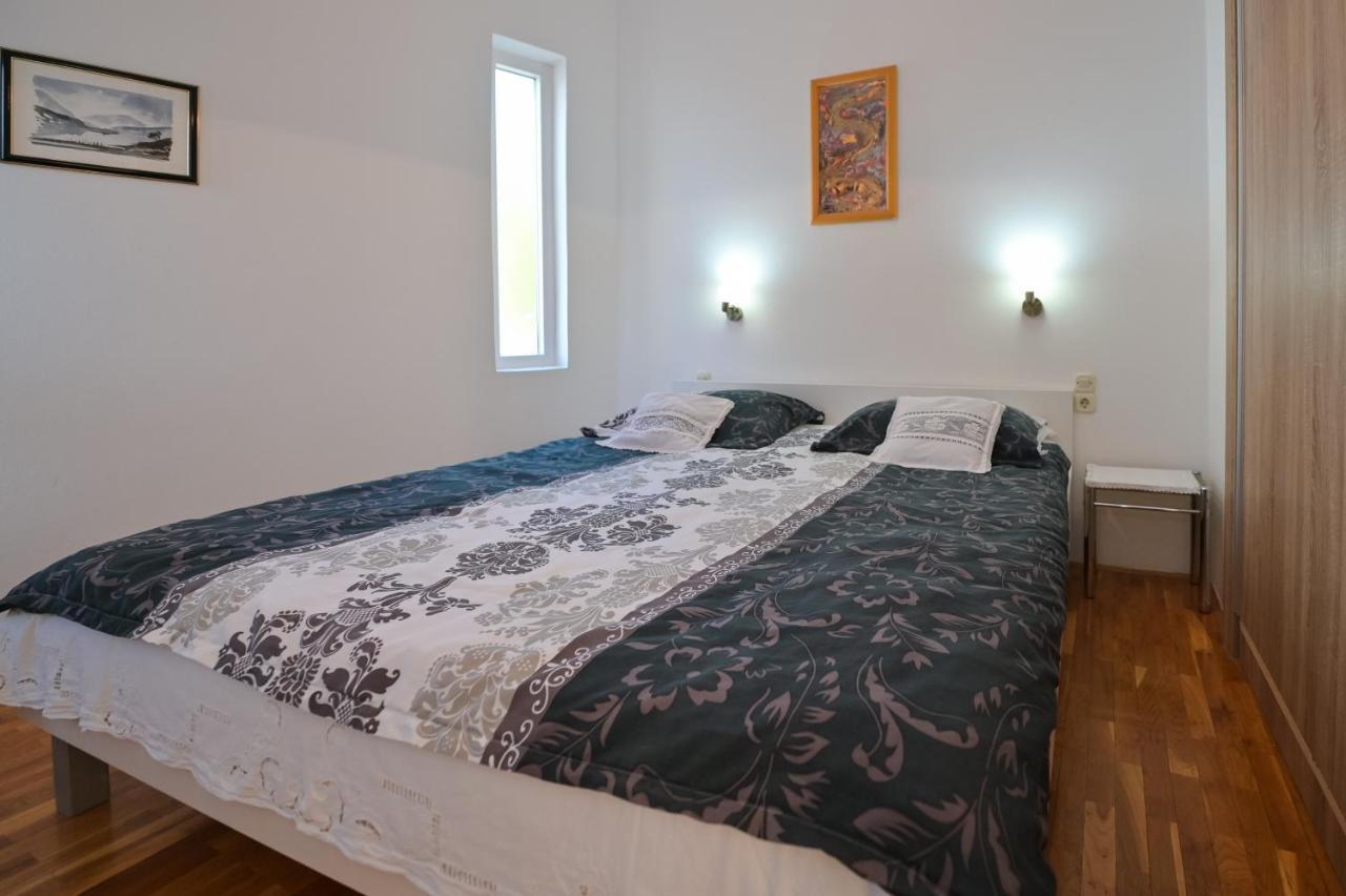 Apartment Center Ana Novalja Luaran gambar
